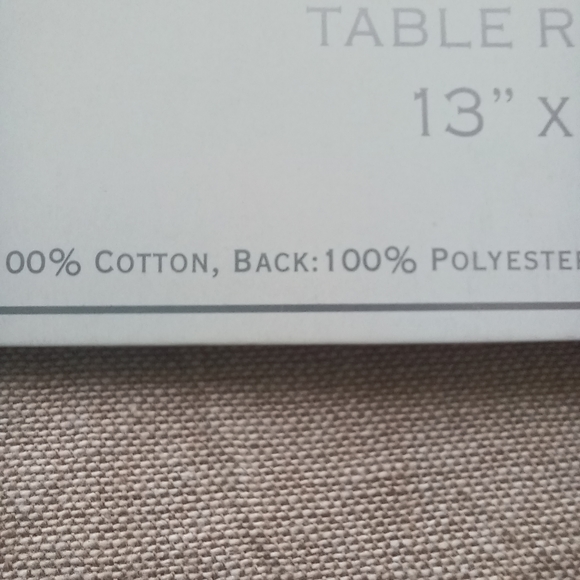 BELLA LUX HOLIDAY TABLE RUNNER NWT 13"X 72" - Picture 12 of 12